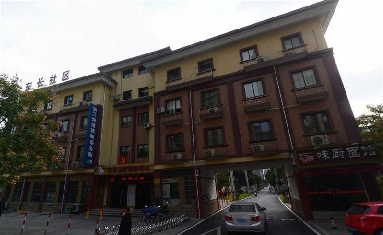 ����С��