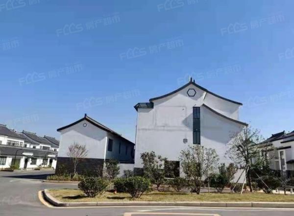 宜兴市张渚镇龙池嘉园联排别墅